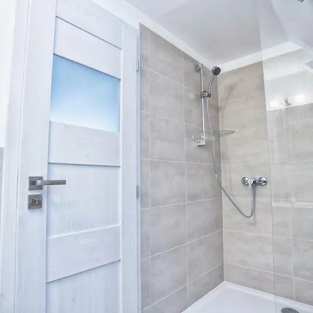 Kamenie * דמנובסקה דולינה